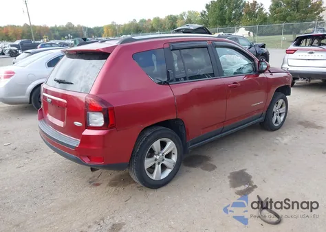 2014 Jeep Compass Latitude z USA, uszkodzony, nr VIN 1C4NJDEB3ED623374